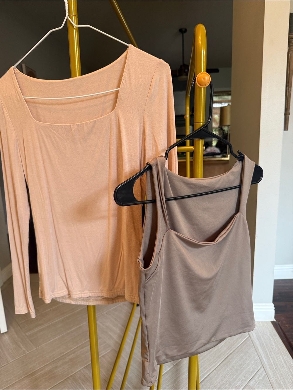 Women's Peach Long-Sleeve Square-Neck Top & Taupe Tank Set